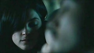 Chéri à quatre yeux est pété dans un œil en chocolat film video porno francais